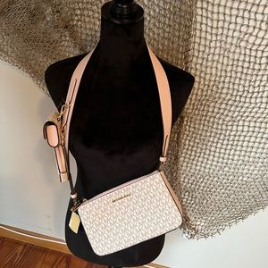 Jet Set Travel Small Logo Shoulder Bag with Pouches